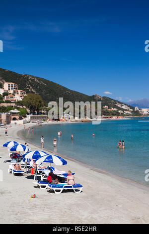 Francia, Corsica, Corse-du-Sud Dipartimento, Corsica Costa Occidentale Regione, Ajaccio-area, Scudo, spiaggia cittadina Foto Stock