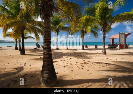 Puerto Rico, East Coast, Luquillo, Playa Luquillo Beach Foto Stock