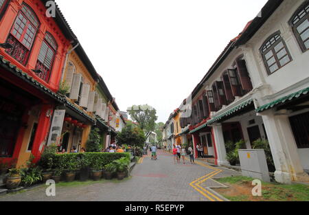 La gente visita Emerald Hill in Singapore. Emerald Hill è una zona di conservazione situati nelle aree di progettazione in Orchard Singapore Foto Stock