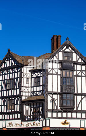 Regno Unito, Inghilterra, Birmingham, Coventry, Tudor edifici nel centro della città Foto Stock
