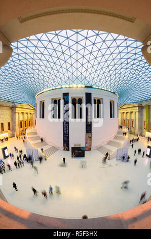 Regno Unito, Inghilterra, Londra, British Museum, grande corte Foto Stock