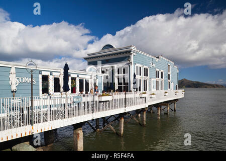 Stati Uniti, California, San Francisco Bay Area, Marin County, Sausalito, Harbourfront cafe Foto Stock