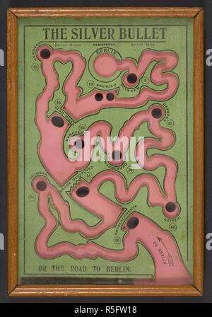 Mappa per un gioco. Lo scopo del gioco è quello di manovrare una palla lungo un scavato via per raggiungere Berlino. Il silver bullet o la strada a Berlino.', gioco, 1914. R. agricoltore & Figlio di Londra. 1914. Foglio di cartone, con sovrapposizione di carta, con taglio di design in esso, imperniata su una scheda base, alloggiata entro una cornice di legno con vetro e una sfera di metallo-cuscinetto: lunghezza 240 mm x larghezza 162 mm. Fonte: British Library Mappa [Unatalogued]. Foto Stock