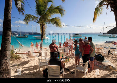 Caraibi, Isole Vergini Britanniche, Jost Van Dyke, Bianco Bay, Soggy Dollar bar Foto Stock