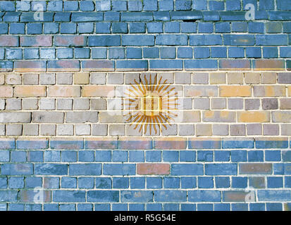Bandiera dell'Argentina su un muro di mattoni Foto Stock