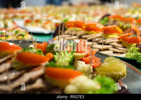 Vista dettagliata del club sandwich serviti a un evento aziendale Foto Stock