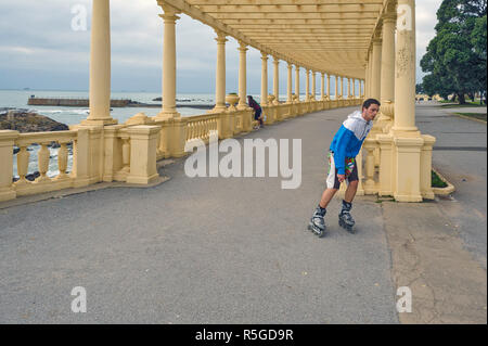 Pergola di Foz lungo l'Oceano Atlantico, in Foz de Douro, Portogallo Foto Stock