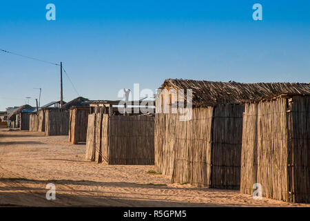 Guadua tradizionali case di legno a La Guajira, Colombia Foto Stock