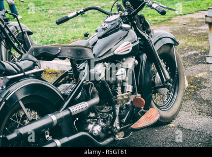 1946 Vintage Harley Davidson knucklehead motocicletta. Bicester Heritage Centre, Oxfordshire, Inghilterra Foto Stock