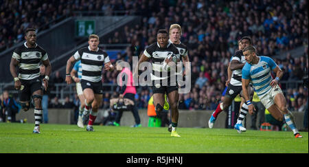 Twickenham, Regno Unito, sabato 1 dicembre, 2018 RFU Rugby Stadium, Inghilterra, Baa-Baas ala, No.11, Aphiwe Dyantyi, durante la Killik Cup match a Twickenham, Baa-Baas vs Argentina, Credito: Pietro SPURRIER/Alamy Live News Foto Stock