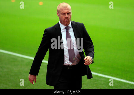 Londra, Regno Unito. Il 1 dicembre 2018. Burnley Manager Sean Dyche guarda a. Premier League, Crystal Palace v Burnley a Selhurst Park a Londra il Sabato 1 dicembre 2018. Questa immagine può essere utilizzata solo per scopi editoriali. Solo uso editoriale, è richiesta una licenza per uso commerciale. Nessun uso in scommesse, giochi o un singolo giocatore/club/league pubblicazioni. pic da Steffan Bowen/Andrew Orchard fotografia sportiva/Alamy Live news Foto Stock