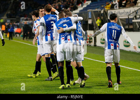 HEERENVEEN, 01-12-2018, Abe Lenstra stadium, stagione 2018 / 2019, olandese Eredivisie, SC Heerenveen celebra il 2-0 durante la partita SC Heerenveen - Fortuna Sittard. Foto Stock