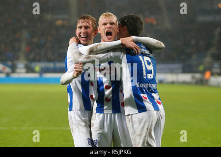 HEERENVEEN, 01-12-2018, Abe Lenstra stadium, stagione 2018 / 2019, olandese Eredivisie, SC Heerenveen celebra il 3-1 durante la partita SC Heerenveen - Fortuna Sittard. Foto Stock