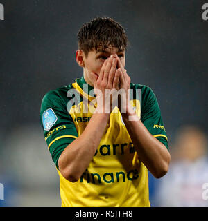 HEERENVEEN , Calcetto , 01-12-2018 , SC Heerenveen - Fortuna Sittard , Abe Lenstra stadium , Stagione 2018 / 2019 , olandese Eredivisie Fortuna Sittard player Clint Essers durante la partita SC Heerenveen - Fortuna Sittard Foto Stock