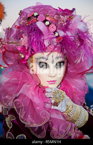 Partecipante in costume al 2011 Carnivale celebrazioni a Venezia Italia Foto Stock