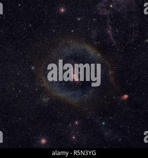 Ampio campo di immagine della bolla nebulosa. Ground-based immagine. Foto Stock