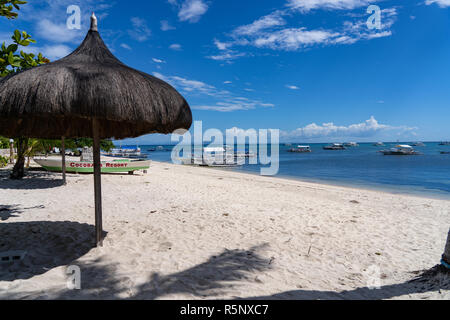 Spiaggia Vista lungo il litorale di Isola di Malapascua,Cebu, Filippine Foto Stock