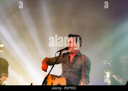 Vancvouver, British Columbia, Canada. 21 Ago, 2018. Aaron Grano di washboard Unione visto eseguendo al Commodore Ballroom di Vancouver.2018 Canadian Country Music Association radici artista/gruppo dell'anno, 2018 gruppo dell'anno tornò a casa per il Commodore Ballroom di Vancouver per la loro ultima mostra della loro Canada tour in tutto il mondo con un bel cavallo gruppo in salita e 2018 cantautore dell'anno Aronne Goodvin. Credito: Ron Palmer/SOPA Immagini/ZUMA filo/Alamy Live News Foto Stock