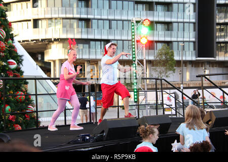 Sydney, Australia. 2 dicembre 2018. Per la prima volta la città di Sydney trasforma Green Square in un meraviglioso paese di divertimento natalizio. Credit: Carota/Alamy Live News Foto Stock