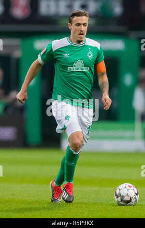 Brema, Stadio Weser, 01-12-2018 , Stagione 2018 / 2019 , la Bundesliga tedesca. Risultato finale 1-2, Werder Brema player Max Kruse durante la partita Werder Brema - Bayern Munchen DFL REGOLAMENTI VIETANO QUALSIASI USO DI FOTOGRAFIE come sequenze di immagini e/o quasi-VIDEO Foto Stock