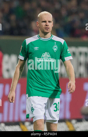 Brema, Stadio Weser, 01-12-2018 , Stagione 2018 / 2019 , la Bundesliga tedesca. Risultato finale 1-2, Werder Brema player Davy Klaassen durante la partita Werder Brema - Bayern Munchen DFL REGOLAMENTI VIETANO QUALSIASI USO DI FOTOGRAFIE come sequenze di immagini e/o quasi-VIDEO Foto Stock