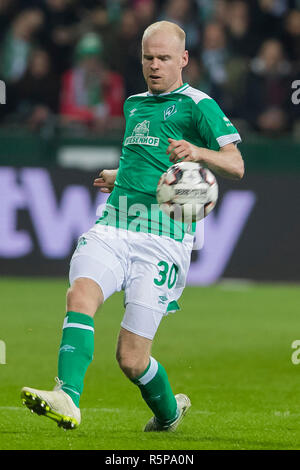 Brema, Stadio Weser, 01-12-2018 , Stagione 2018 / 2019 , la Bundesliga tedesca. Risultato finale 1-2, Werder Brema player Davy Klaassen durante la partita Werder Brema - Bayern Munchen DFL REGOLAMENTI VIETANO QUALSIASI USO DI FOTOGRAFIE come sequenze di immagini e/o quasi-VIDEO Foto Stock