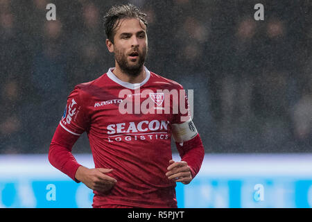 ALMELO, Polman Stadium, 02-12-2018 , Stagione 2018 / 2019 , olandese Eredivisie. Risultato finale 4-1, VVV Venlo player Ralf Seuntjens durante il match Eracle - VVV Foto Stock