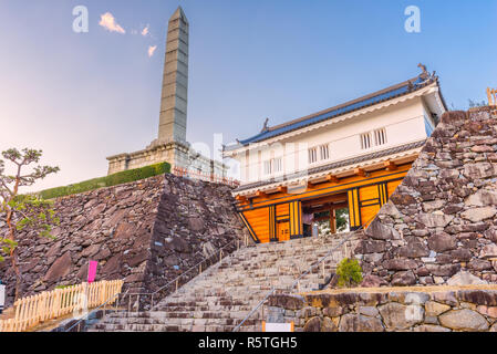 Kofu, Giappone vecchio muro di castello e porta d'ingresso. Foto Stock