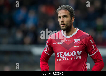 ALMELO, Polman Stadium, 02-12-2018 , Stagione 2018 / 2019 , olandese Eredivisie. Risultato finale 4-1, VVV Venlo player Ralf Seuntjens durante il match Eracle - VVV Foto Stock