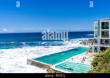 Iceberg è la spiaggia di Bondi il famoso outdoor pool di oceano. Sydney, Australia Foto Stock