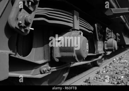 Convoglio ferroviario ruote carrello bianco nero Foto Stock