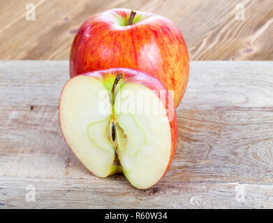 Coperte di neve alberi Foto Stock