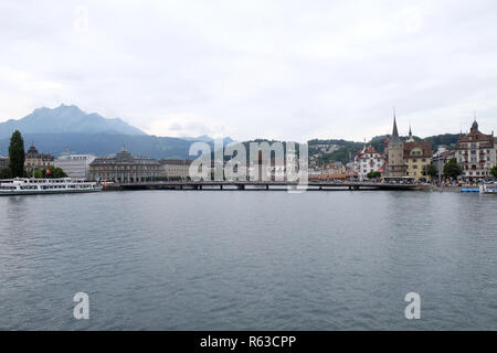 Lucerna a Lago di Lucerna, Svizzera, Ticino, Svizzera Foto Stock