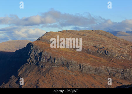 Vista del Beinn un Mhuinidh sopra Loch Maree Torridon Scozia Scotland Foto Stock