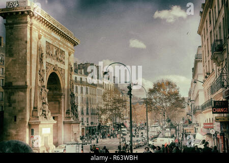 Una delle antiche porte in Parigi. Questo è chiamato Porte Saint Denis. Foto Stock