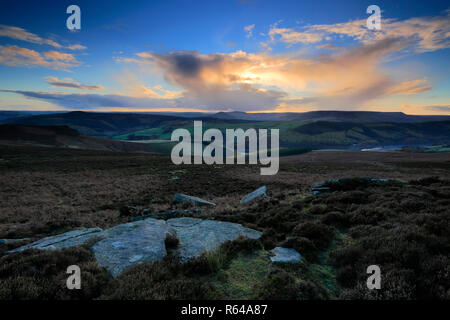 Tramonto sulla Derwent Mori, Superiore Derwent Valley, Parco Nazionale di Peak District, Derbyshire, England, Regno Unito Foto Stock