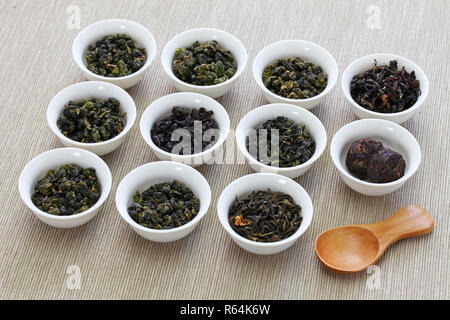 Taiwan assortimento di tè : tè oolong, ferro dea tè, Pu-erh tè Foto Stock