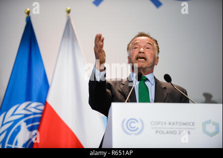 Austrian-American attore ed ex governatore della California Arnold Schwarzenegger visto parlare durante la cerimonia di apertura della conferenza del COP24 Conferenza ONU sui Cambiamenti Climatici 2018. Foto Stock