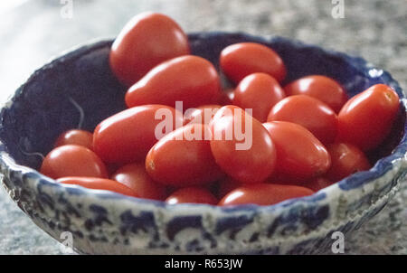 Pomodori di ciliegia Foto Stock