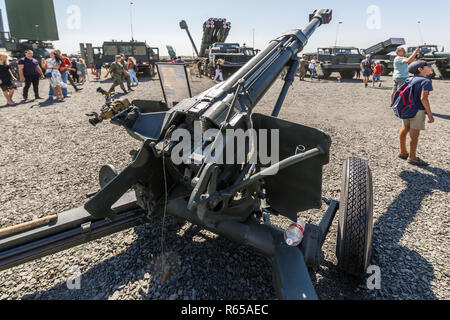 Militare Internazionale forum tecnico esercito-2018. La 120 mm gun/Malta sistema mietitrebbia 2B16 NONA-K Foto Stock