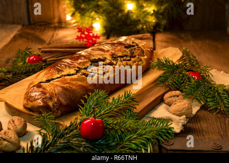 Torta di papavero per natale Foto Stock