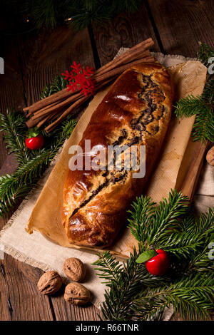 Torta di papavero per natale Foto Stock