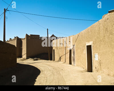 Tipica architettura di Merzouga Foto Stock