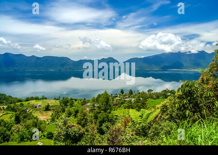 Lago Maninjao a Sumatra Foto Stock