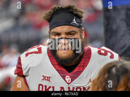 Dicembre 01, 2018: Oklahoma Sooners tackle difensivo Marquise Overton #97 in NCAA Big 12 Campionato partita di calcio tra la University of Texas Longhorns e la University of Oklahoma Sooners presso AT&T Stadium di Arlington, TX Oklahoma ha sconfitto il Texas 39-27 Albert Pena/CSM Foto Stock