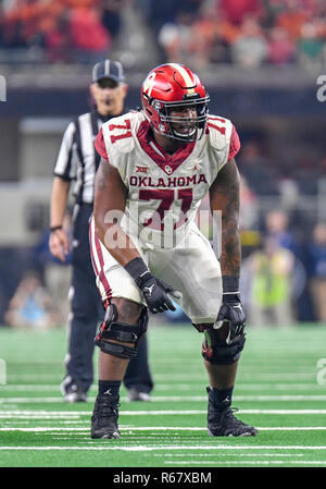 Dicembre 01, 2018: Oklahoma Sooners offensive lineman Bobby Evans #71 in NCAA Big 12 Campionato partita di calcio tra la University of Texas Longhorns e la University of Oklahoma Sooners presso AT&T Stadium di Arlington, TX Oklahoma ha sconfitto il Texas 39-27 Albert Pena/CSM Foto Stock