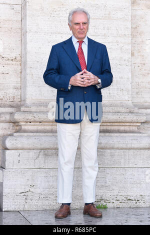 Foto Mario cartelli/LaPresse04-12-2018 Roma, Italia SpettacoloPhotocall del film &#x201c;Natale a 5 stelle&#x201d; al cinema Lo spazio ModernoNella foto: Marco RisiPhoto Mario cartelli/LaPresseDecember 04th, 2018 Roma, ItalyEntertainementCast parteciperà al &#x201c;Natale a 5 stelle&#x201d; movie photocall presso lo Spazio moderno cinemaIn foto: Marco Risi Foto Stock