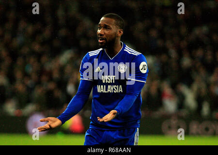 Londra, Regno Unito. 4 Dic 2018. Junior Hoilett di Cardiff City reagisce. Premier League, West Ham United v Cardiff City presso la London Stadium, Queen Elizabeth Olympic Park a Londra martedì 4 dicembre 2018. Questa immagine può essere utilizzata solo per scopi editoriali. Solo uso editoriale, è richiesta una licenza per uso commerciale. Nessun uso in scommesse, giochi o un singolo giocatore/club/league pubblicazioni . pic da Steffan Bowen/Andrew Orchard fotografia sportiva/Alamy Live news Foto Stock