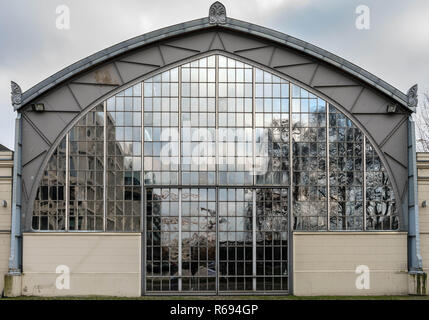 Edificio in vetro a Hamburger Bahnhof a Berlino Foto Stock