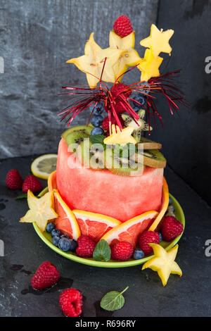 Torta fatta da frutta fresca Foto Stock